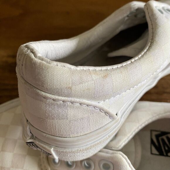 Vans White Checkered Lace-Up Sneakers Youth 1 - Picture 9 of 13